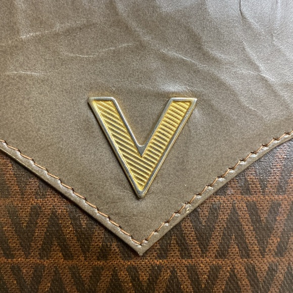 💼 MARIO VALENTINO CLUTCH💼 - Picture 10 of 13